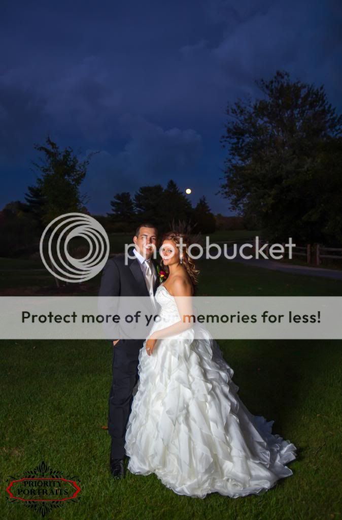 IMAGE: http://i380.photobucket.com/albums/oo244/najigger41/Racheledit-2-2.jpg