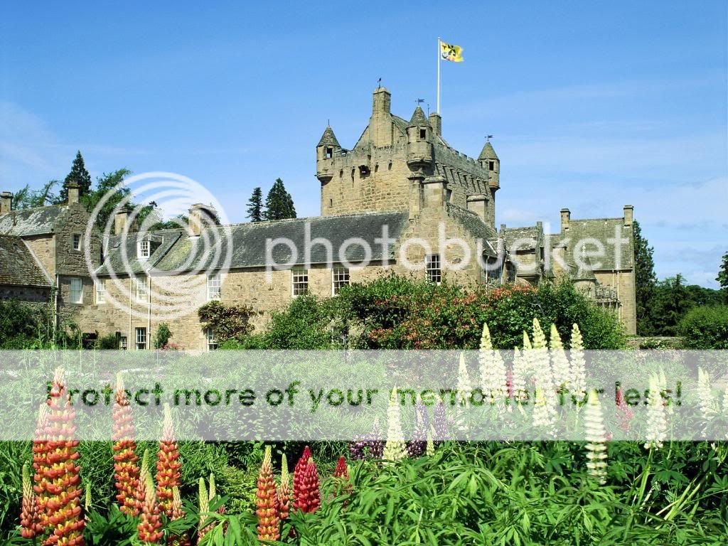 CawdorCastleHighlandScotland.jpg