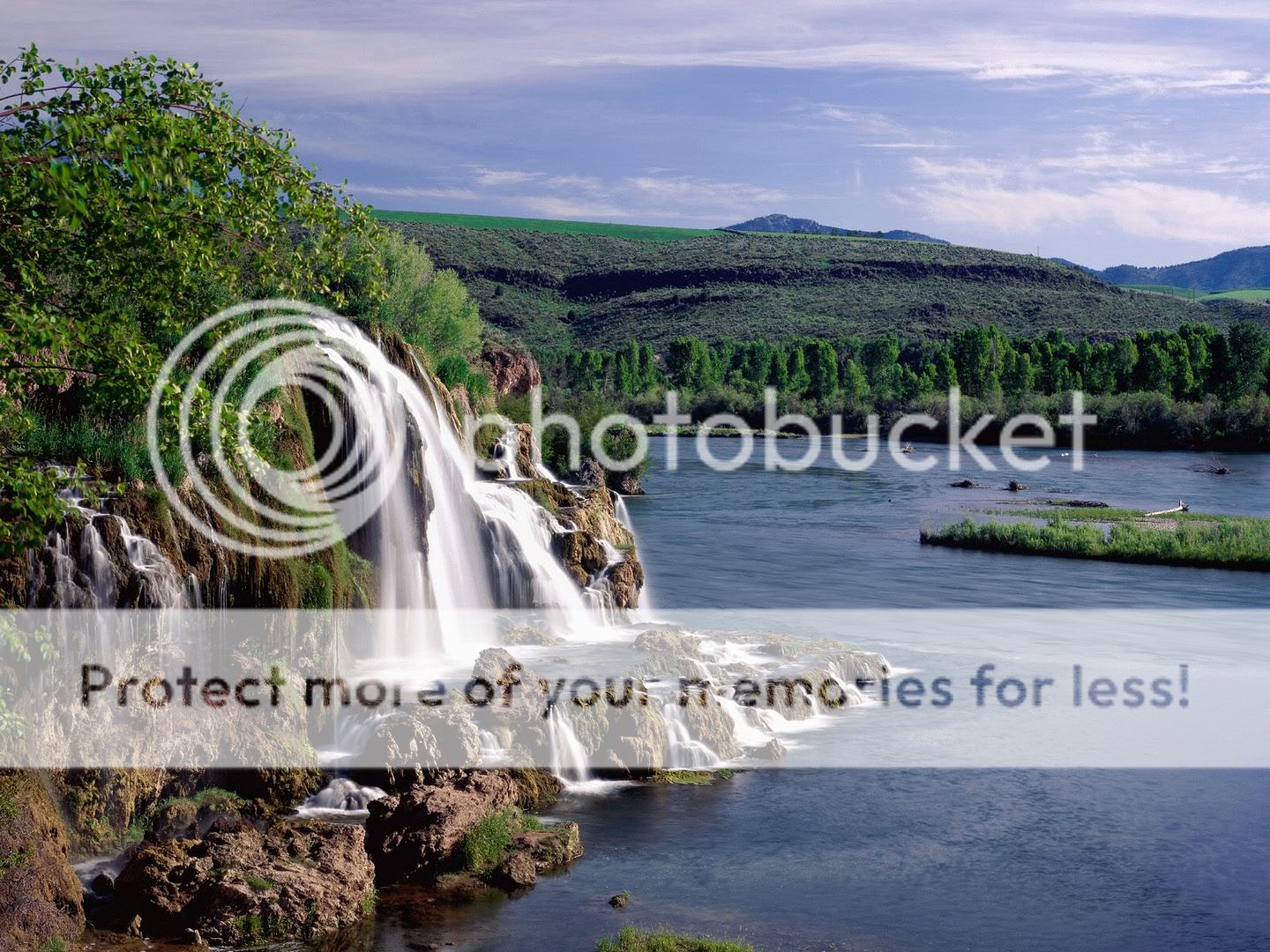 FallCreekFallsandSnakeRiverIdaho.jpg